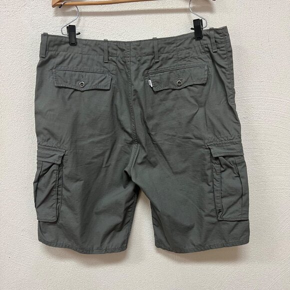 Men's Levi's Gray Cargo Shorts Size W38 - Picture 9 of 9
